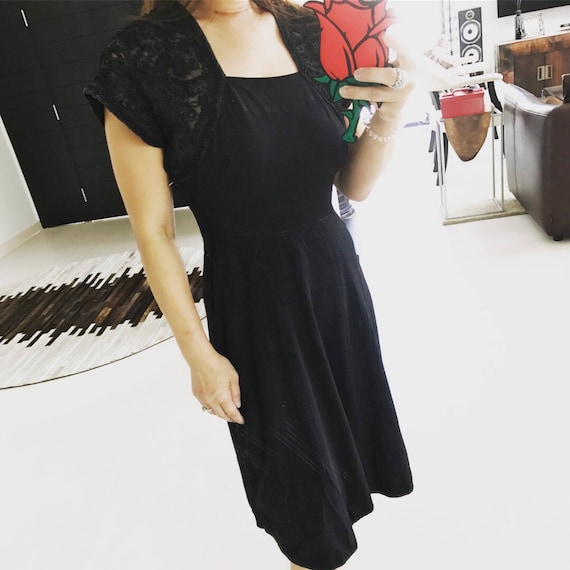 1940s soutache shoulder dress