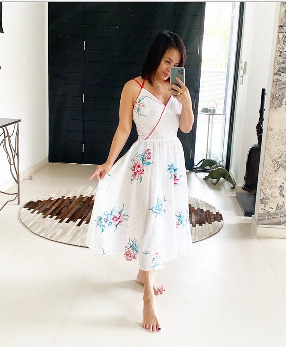 Gorgeous 70s Floral Sundress