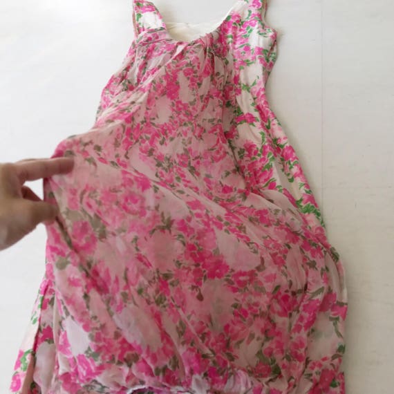 Beautiful 1950s silk floral draped wiggle dress S - image 2