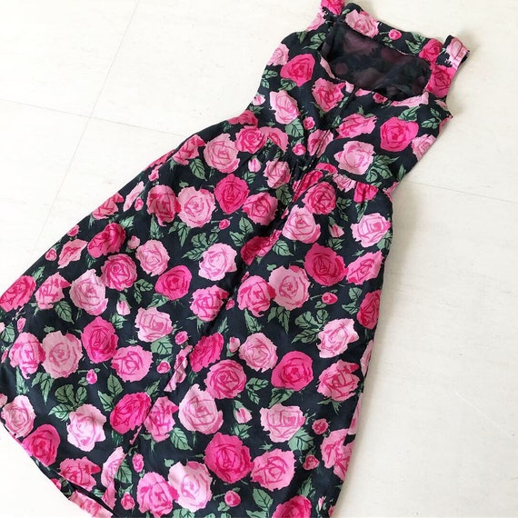 Pretty Silk Rose Print Late-50s/Early-60s Dress - image 6