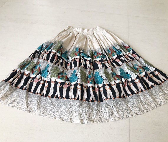 1950s Novelty Print Men With Fruit Baskets Skirt