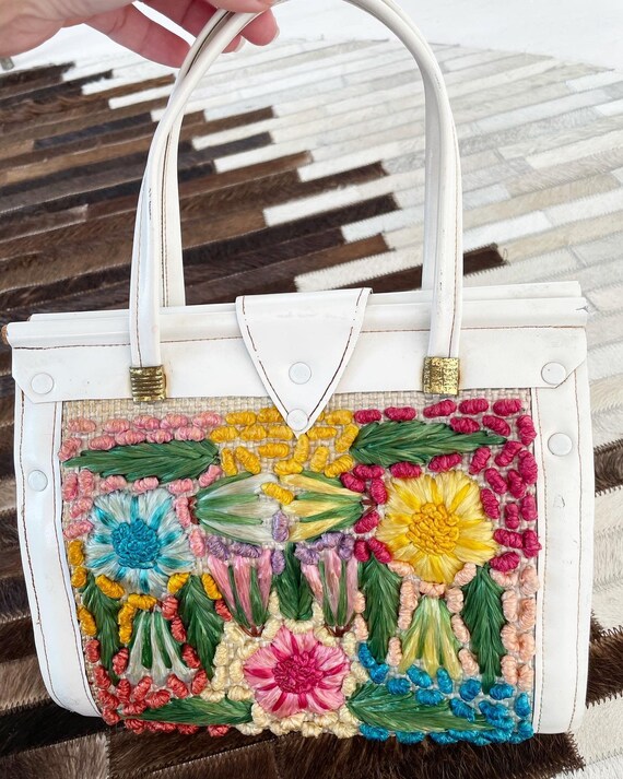 Pretty Straw Leather Floral Bag - image 8