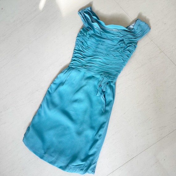 Pretty Turquoise Pleated Wiggle