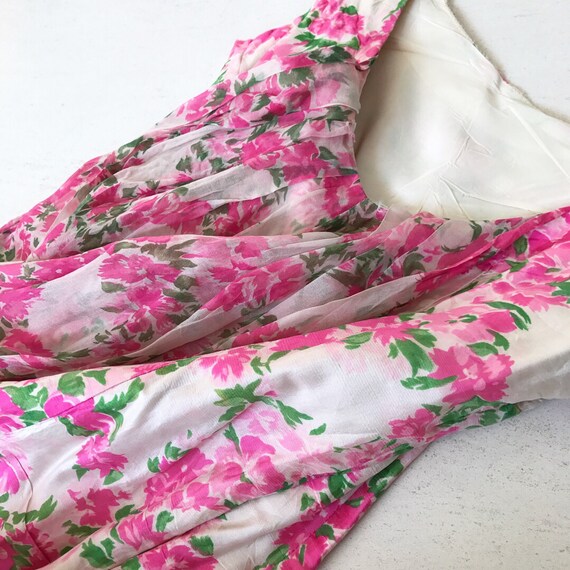 Beautiful 1950s silk floral draped wiggle dress S - image 7