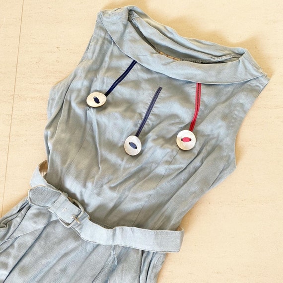 Beautiful 50s Mother Of Pearl Button Wiggle Dress