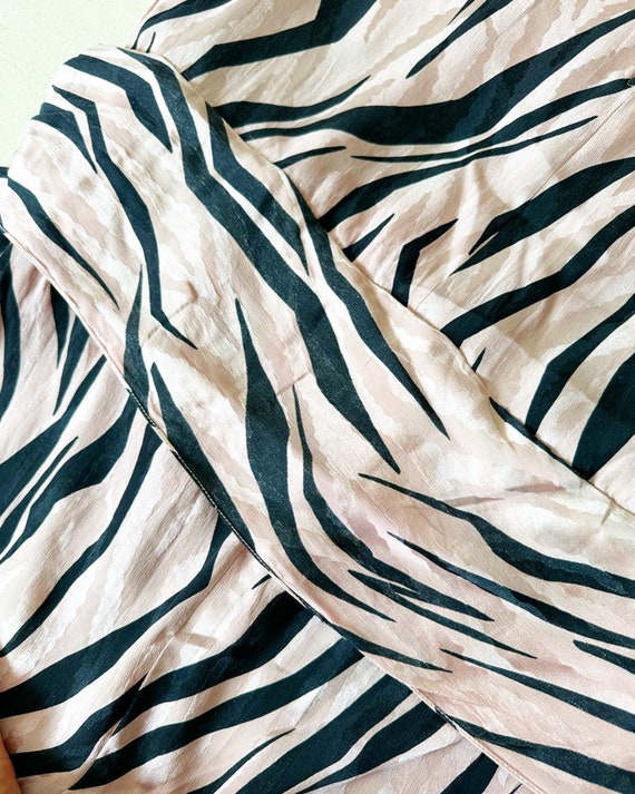 Gorgeous Tiger Print Hip-Tie Dress - image 8