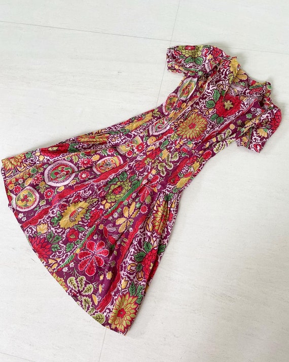 Cheery 40s Floral Dress
