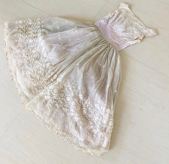 Pretty Pale Lilac 50s Dress
