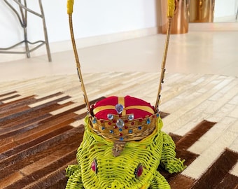 Incredibly Rare Frog Prince Novelty Wicker Purse