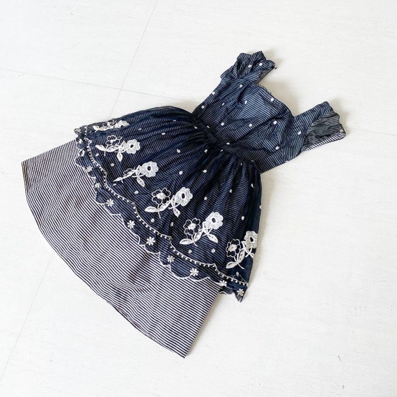 Black and White Floral 50s Frock