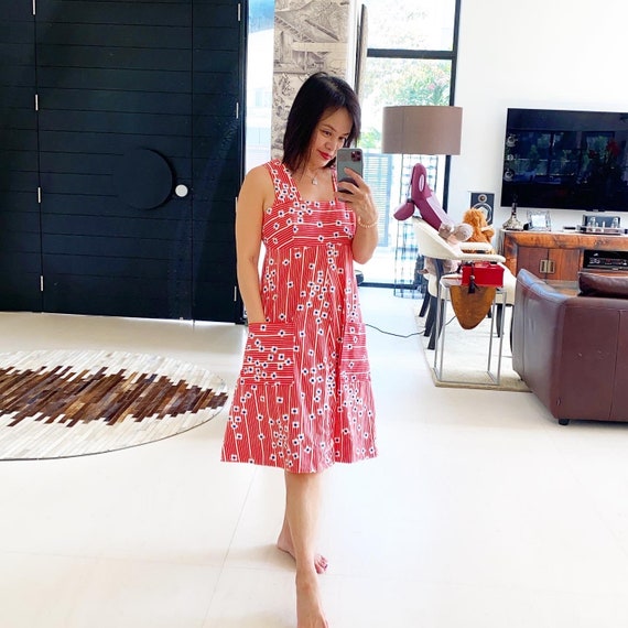 Cute 70s Floral Tent Dress
