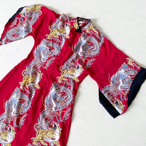 Amazing Rare Dragon and Tiger 40s Hawaiian Muumuu