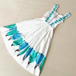 Documented 50s Vicky Vaughn Tulips Dress