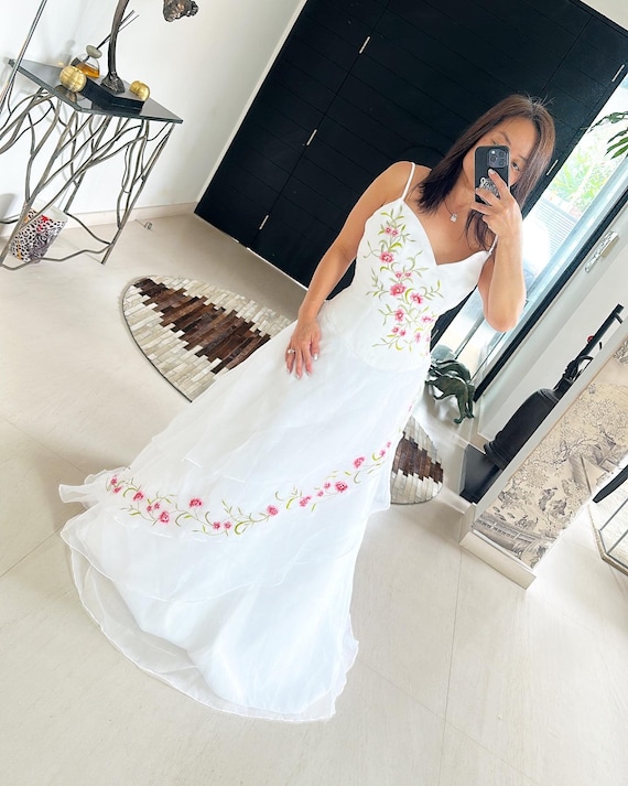 Pretty Embroidered Wedding Gown - Etsy