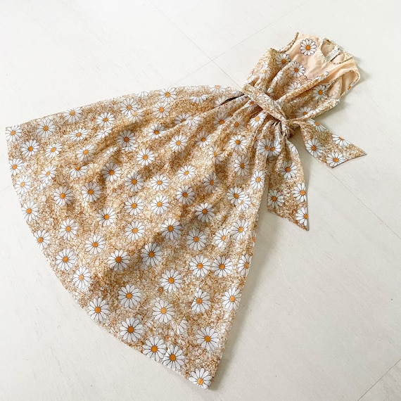Incredible Daisy Print Lilli Diamond Maxi Dress