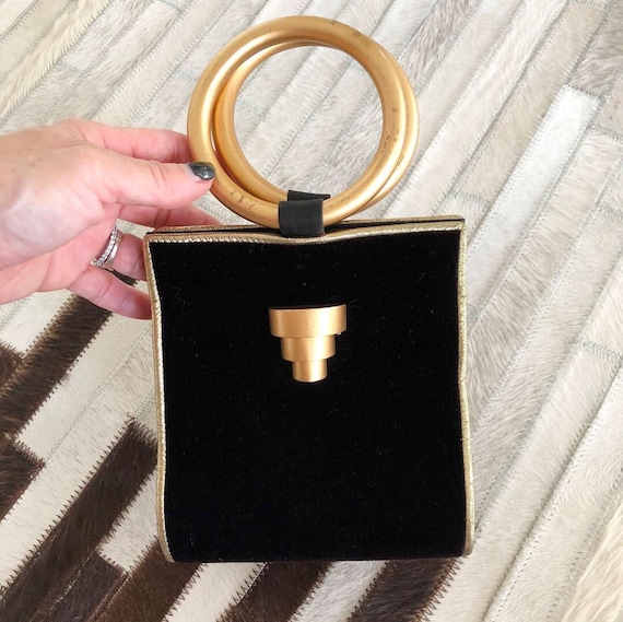Trendy Vintage Black and Gold Purse