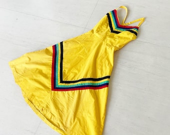 Vestido veraniego de Cheron con arcoíris