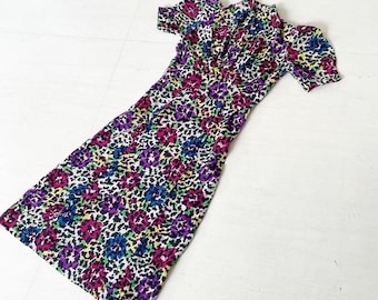 Gorgeous Leopard Floral 40s Dress