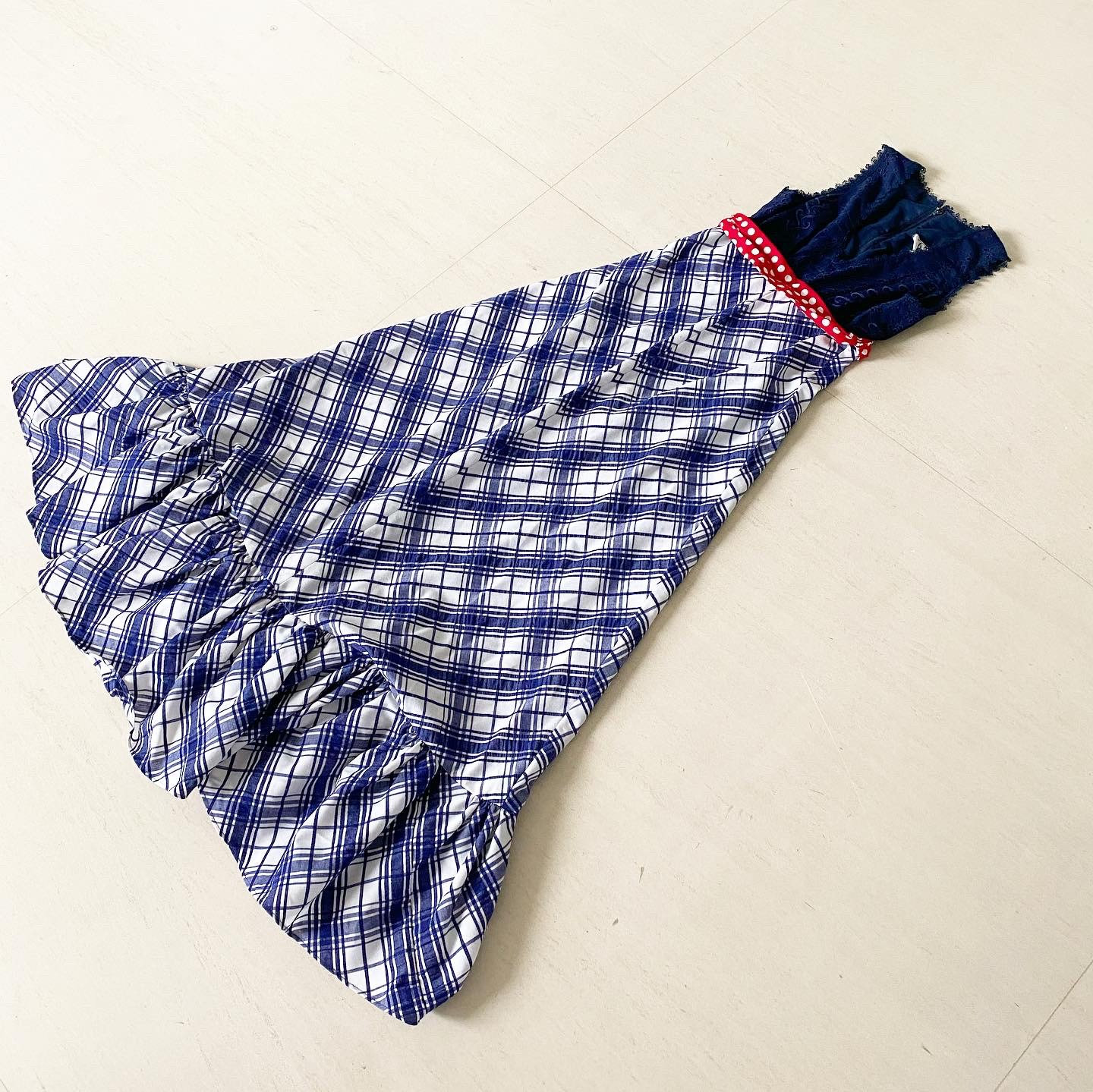 Gorgeous 70S Eyelet Lace Plaid Maxi Dress