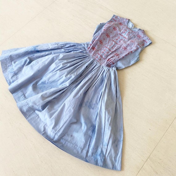 Pretty Gay Gibson Embroidered 50s Dress