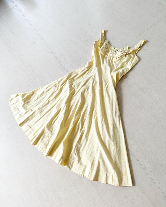 Summer Fresh Yellow Leaf Applique Shelf Bust Dress - image 2