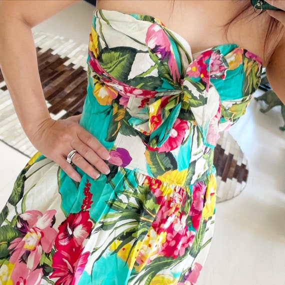 Buy Traffic Stopping 80s Floral Sundress With Pockets Online in