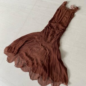 Pretty 20s Frock with Rosettes and Asymmetrical Hem image 8