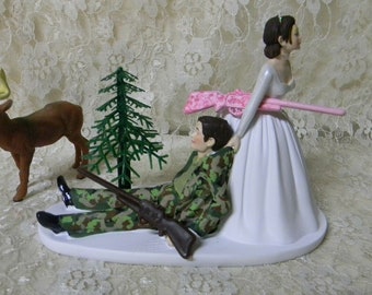 Wedding Reception Camo Deer Hunter Dark Hair Couple Cake Topper
