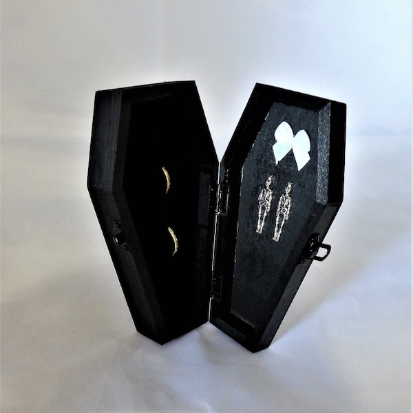Wedding Ceremony Party Coffin Skeleton Goth Wicca Death do us Part Ring Bearer Pillow Box