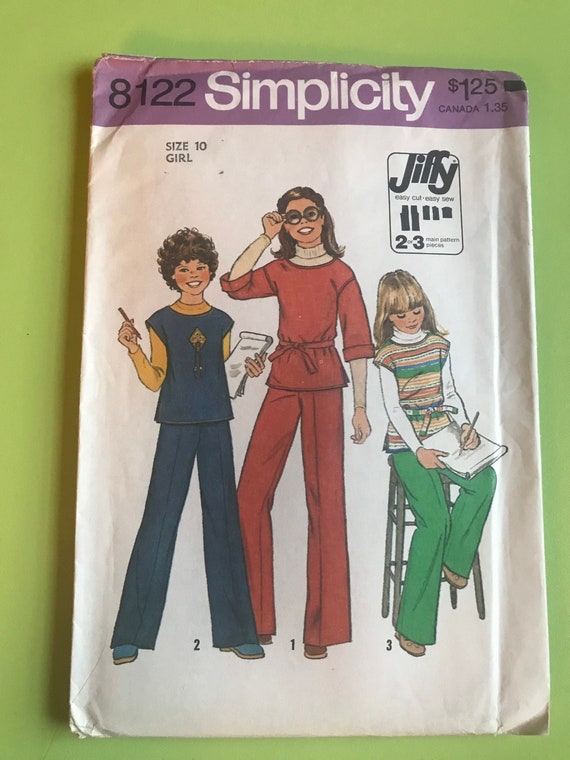 日本未入荷 Pattern, Sewing 8122 Simplicity UNCUT Jiffy Girls FF 裁縫材料