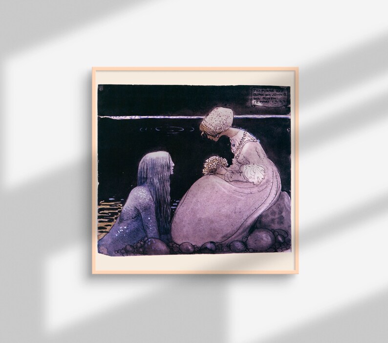 Peut inclure: Une peinture &agrave; l'aquarelle repr&eacute;sentant deux personnages, l'un en robe blanche et bonnet blanc, l'autre en robe bleue, assis au bord d'un plan d'eau. Le personnage en robe blanche tient un bouquet de fleurs. La peinture est sur un fond sombre.