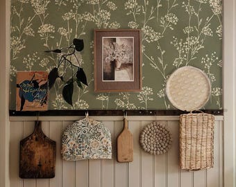 Sage Green Wallpaper, Peel and Stick Wallpaper Green, Vintage Floral Wallpaper, Green Botanical Wallpaper, Dainty Flower Wallpaper