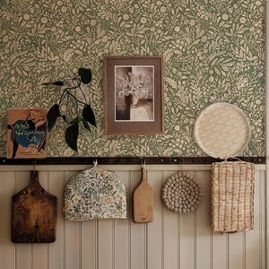 Vintage Wallpaper Green Botanical, Sage Green Peel And Stick Wallpaper, Botanical Wallpaper, Nature Wallpaper, Dainty Flower Wallpaper
