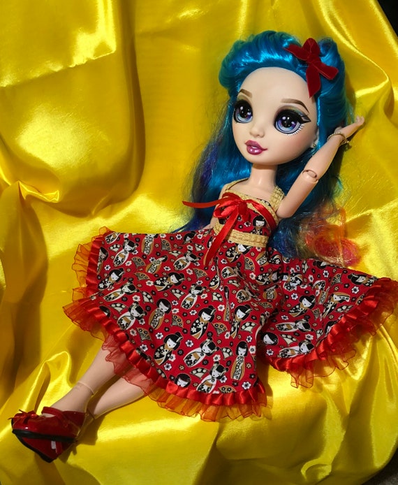 My toys,loves and fashions: Ever After High - Review Lizzie Hearts