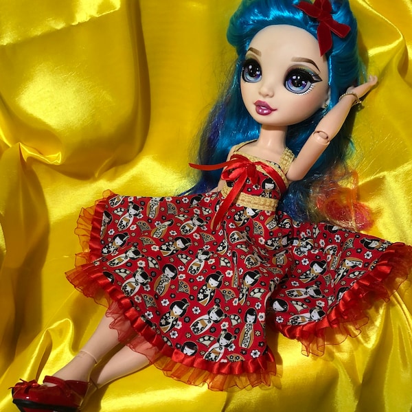 Regenbogen hohes Puppenkleid 24 zoll Amaya Kleid ~ Puppenkleidung Outfit ~ grosses Regenbogen Puppenkleid