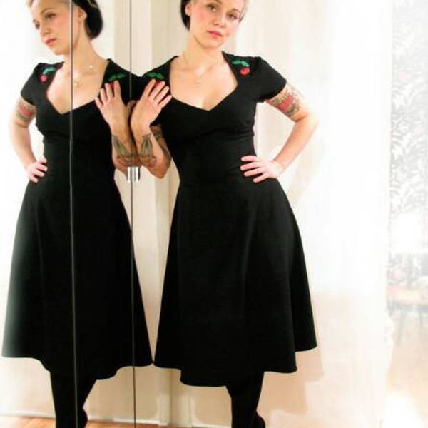 150's Cherry Dress, Damen Vintage-Stil Kleid, 1940er Jahre Kleid, 1950er Jahre Kleid, Rockabilly Kleid, Größen 36-22