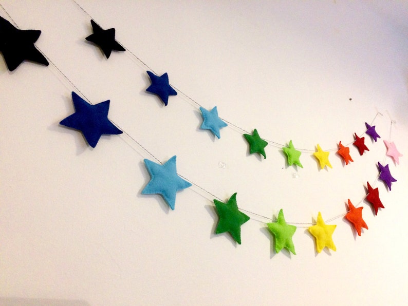 Felt star garland image 5