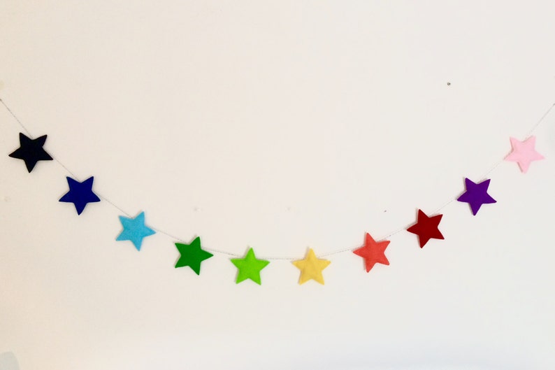 Felt star garland image 7