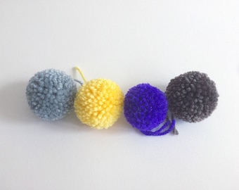 Extra small handmade pom poms (2.5cm) - made to order perfectly trimmed acrylic wool pom poms - photo prop