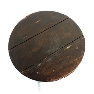 Tabouret de traite vintage français 161/2 de haut en bois massif, tabouret de ferme rustique à 4 pieds image 4