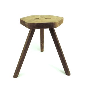 Sgabello da mungitura rustico francese vintage a tre gambe, alto 13 pollici
