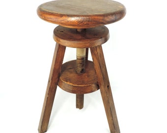 Tabouret d'atelier pivotant réglable vintage en bois massif, France