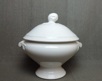 Franse antieke witte ijzersteen Tureen, antieke witte soep kom met deksel, jaren 1880 Franse antieke decor