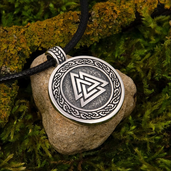 Valknut necklace 925 sterling silver necklace Viking valknut Odin pendant Viking necklace mens Norse jewelry Viking amulet
