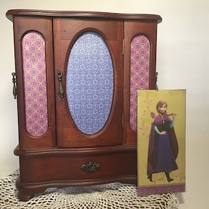 Frozen Jewelry Box, Wooden Victorian Styled Frozen Themed Box