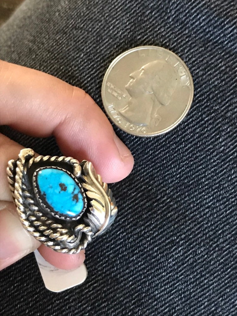 Vintage southwestern style brilliant turquoise blue ring image 3