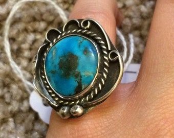 Beautiful vintage blue gem turquoise ring