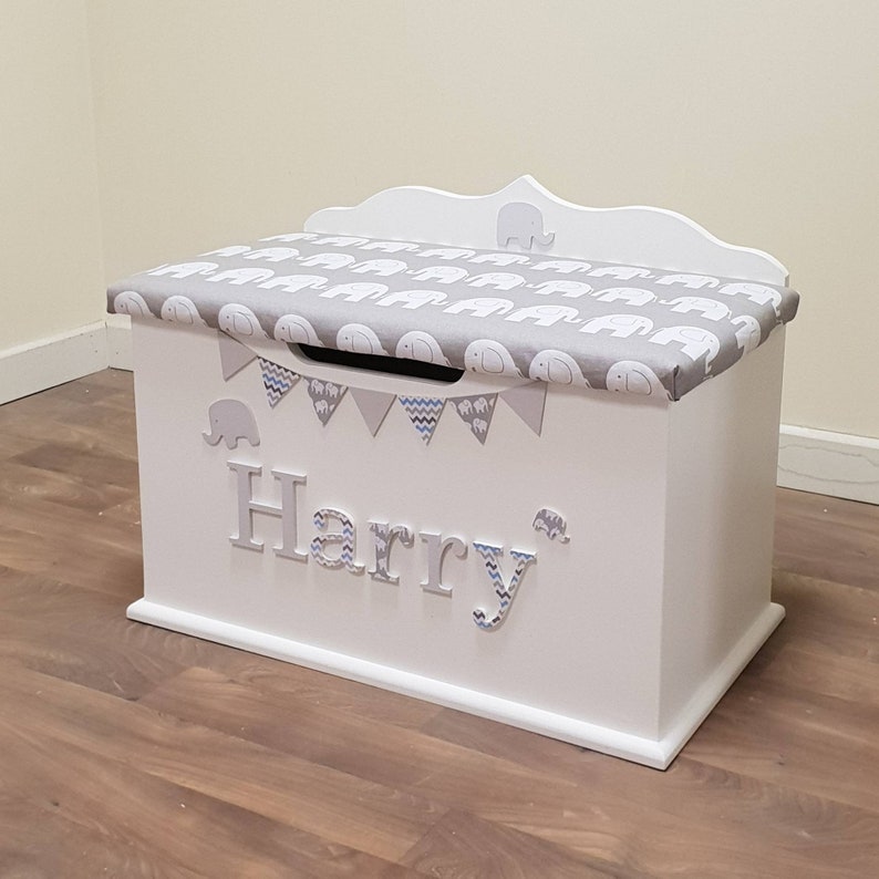 bespoke toy box