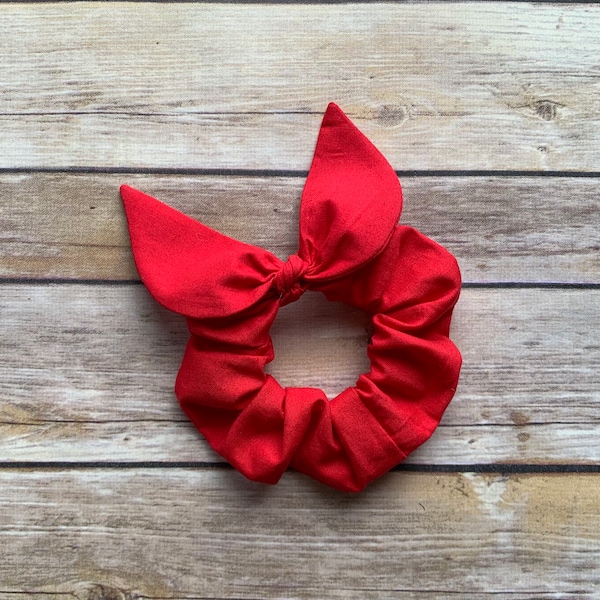 University of Tennessee Bow Scrunchie main image 1