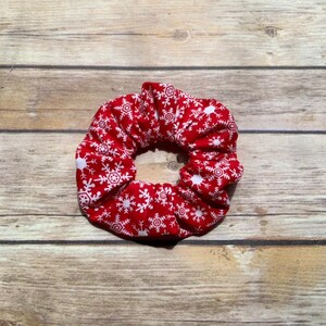 Red with White Snowflakes Scrunchie/ Christmas Scrunchie/ Holiday Scrunchie/ Red Scrunchie